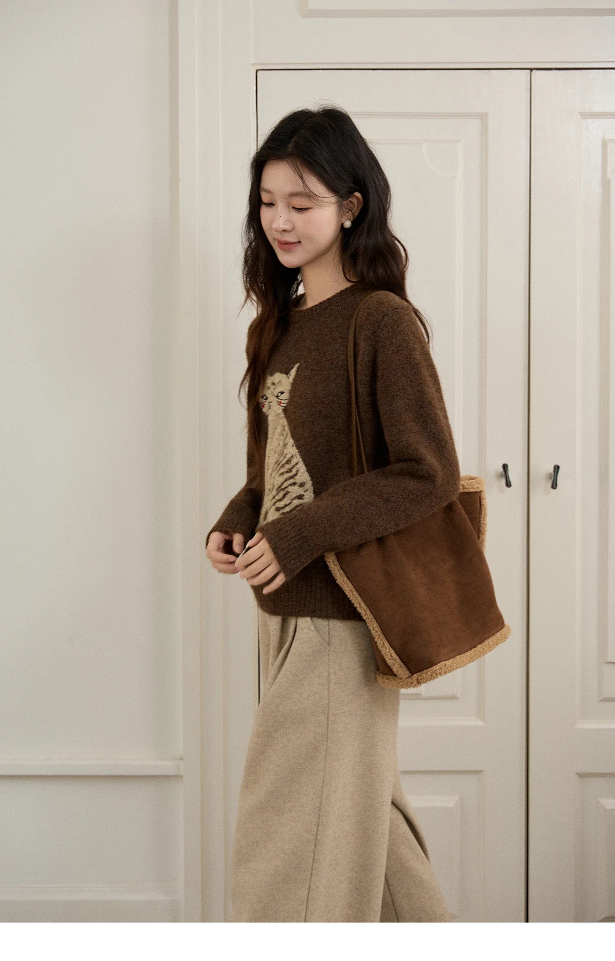 Mishow Brown Cat Pattern Jacquard Pullover MXE94Z2991