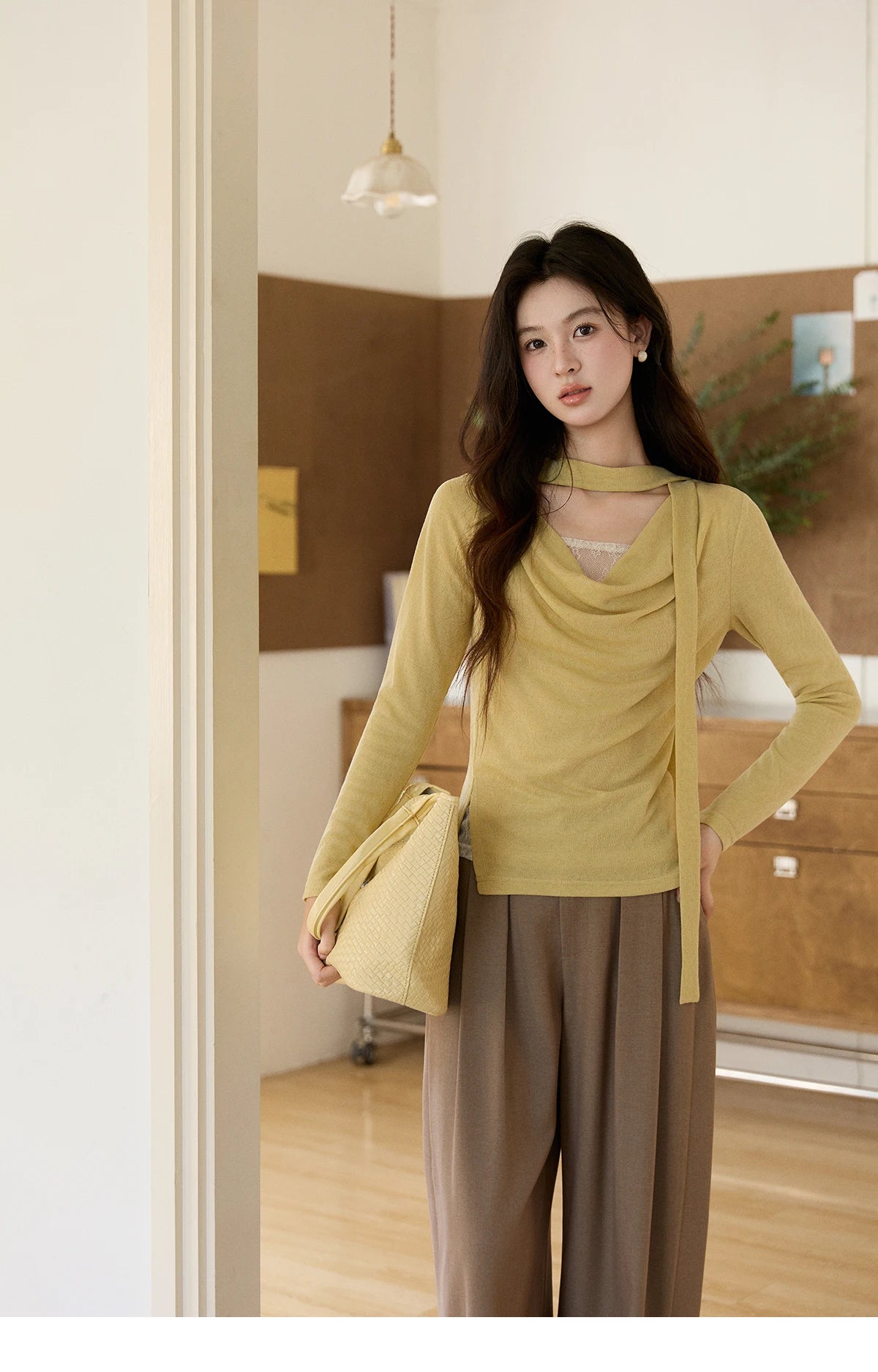 Mishow Yellow Lace Splicing Ribbon Collar Top MXF108Z1030