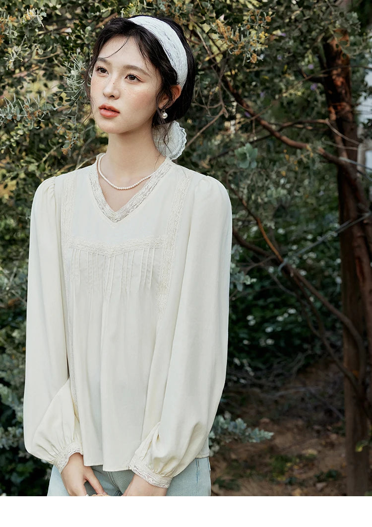 MISHOW Lyocell Blouse Lace V-Neck Puff Sleeve MXE15X1735