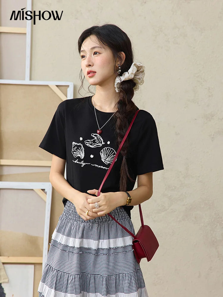 Mishow Shell Embroidered Round Neck Tee MXE34T0570