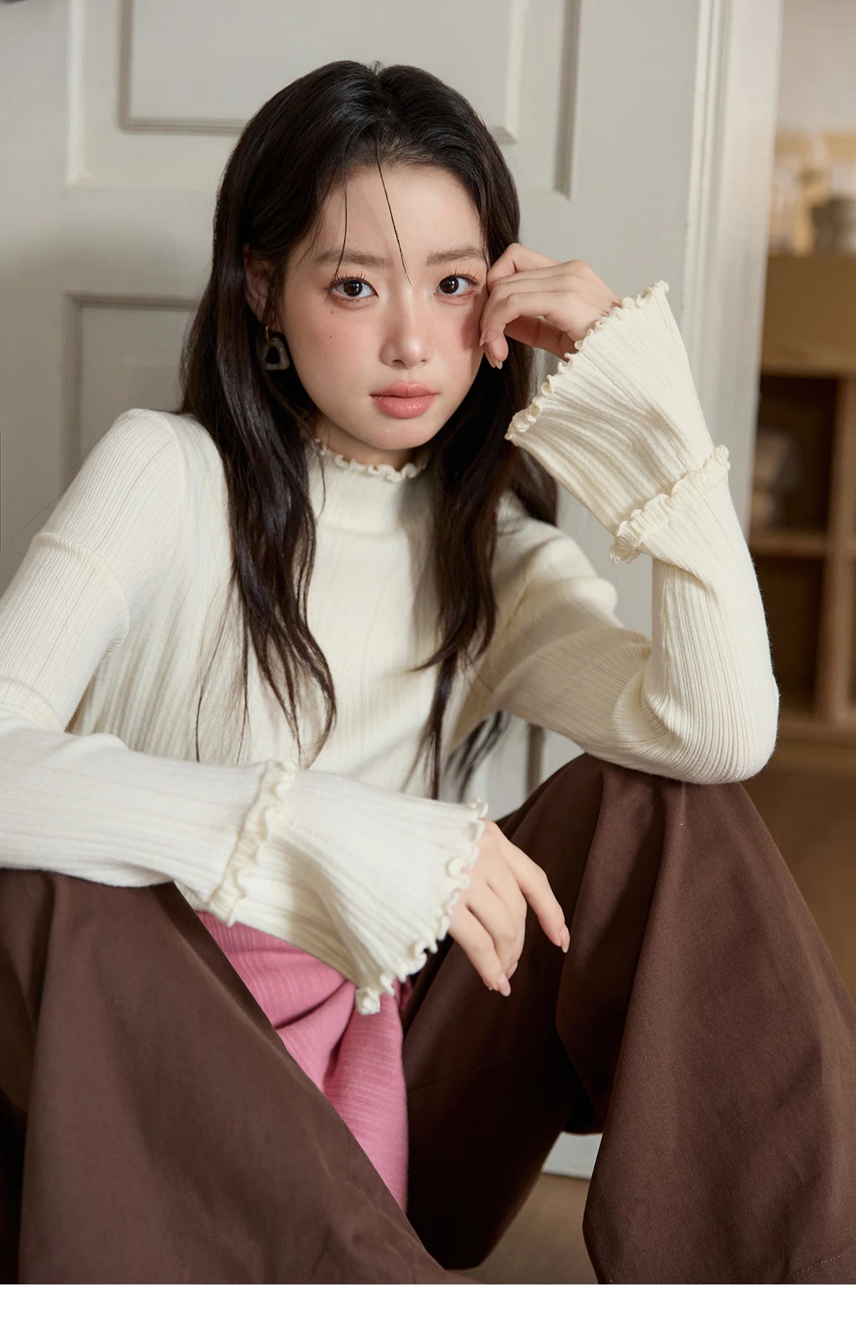 Mishow Turtleneck Wood Ear Trumpet Sleeve Top MXE51Z2552