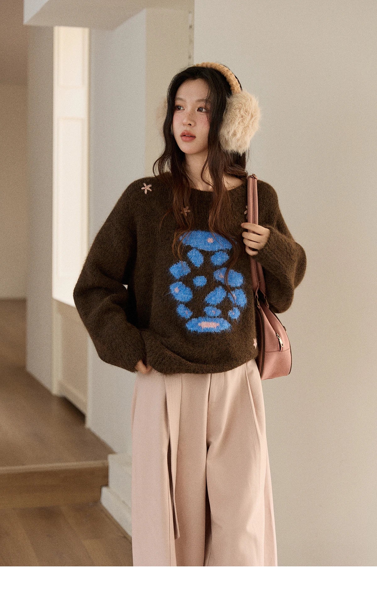 Mishow Lucky Bottle 3D Floral Color Block Sweater MXE91Z2840
