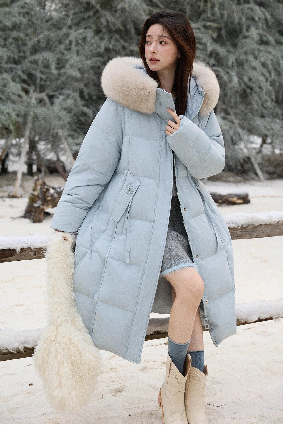 Mishow Hooded 90% White Duck Down Long Coat MXE51Y0079