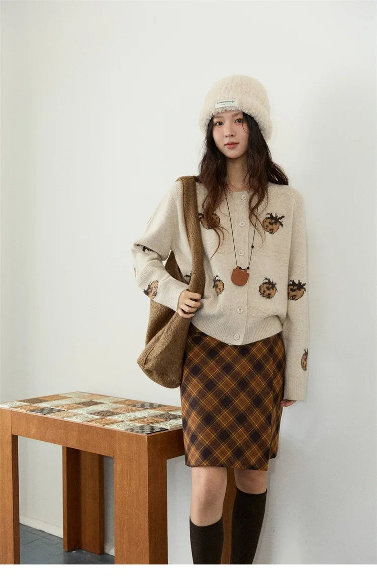 Mishow Funny Pineapple Jacquard Round Neck Cardigan MXE87Z2752