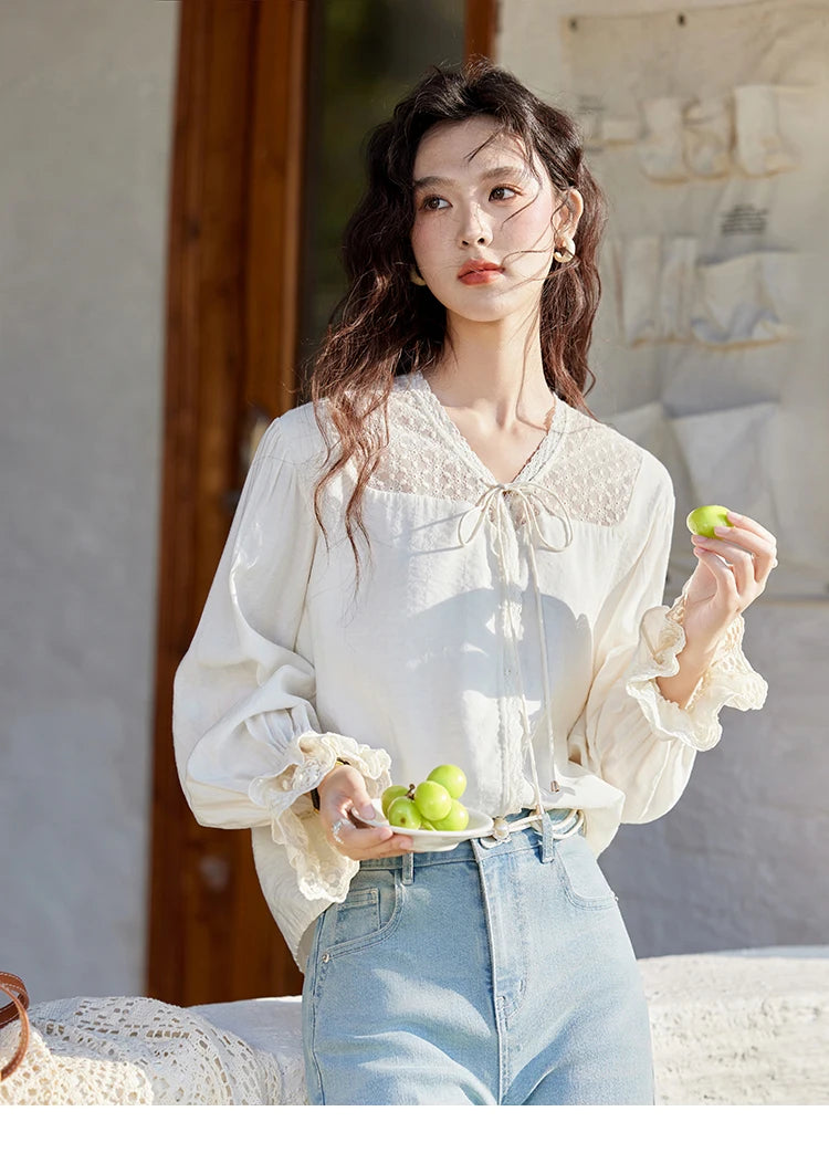 MISHOW Lace Patchwork Shirt V-Neck Fungus Edge Petal Sleeve MXE13X1713