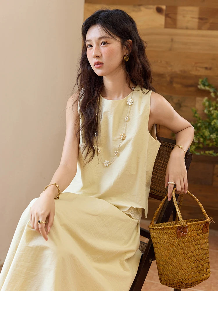 Mishow O-Neck Lace Patchwork Top & Elastic Waist Midi Skirt Set MXE36T0641
