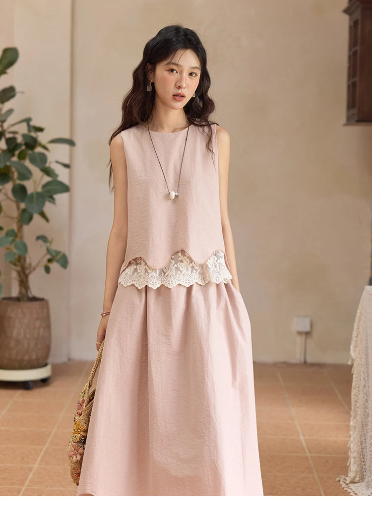 Mishow O-Neck Lace Patchwork Top & Elastic Waist Midi Skirt Set MXE36T0641