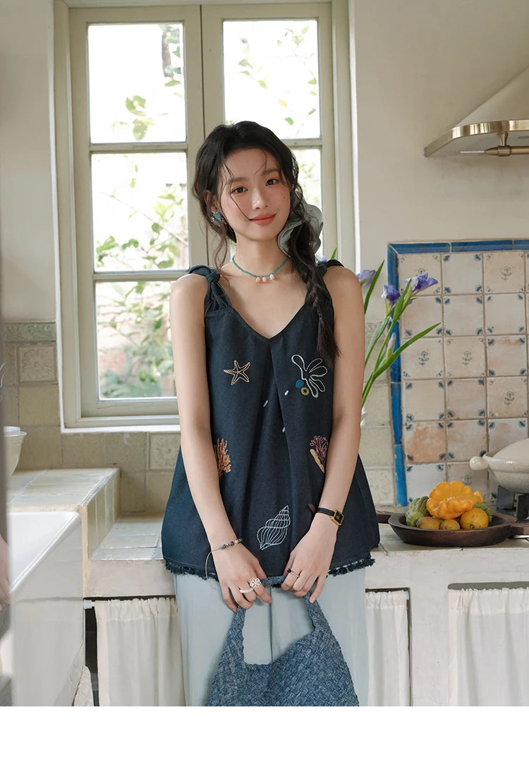 Mishow Embroidery Lace Tassel Denim Vest MXE37X1860