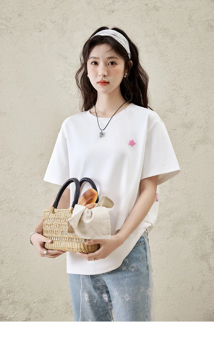 Mishow Graffiti Letter Print Round Neck Tee MXE15T0475