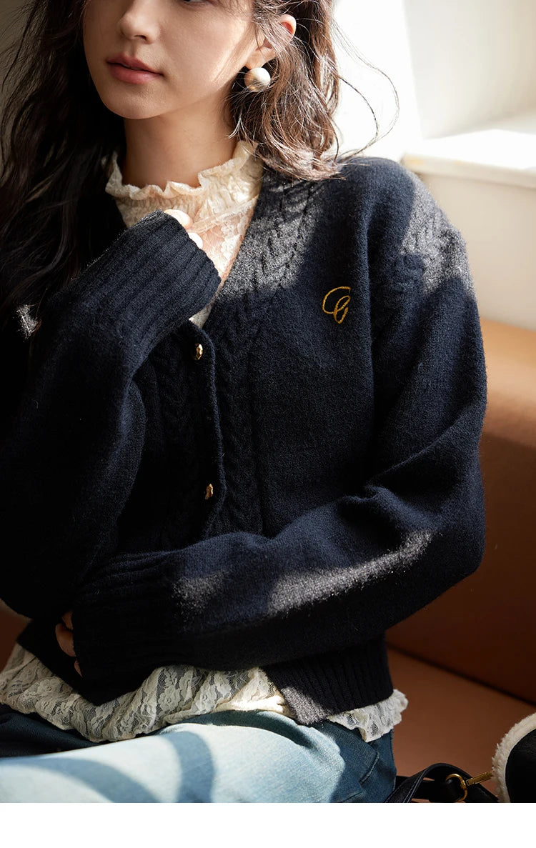 Mishow Elegant V-Neck Vintage Short Cardigan MXD48Z0848