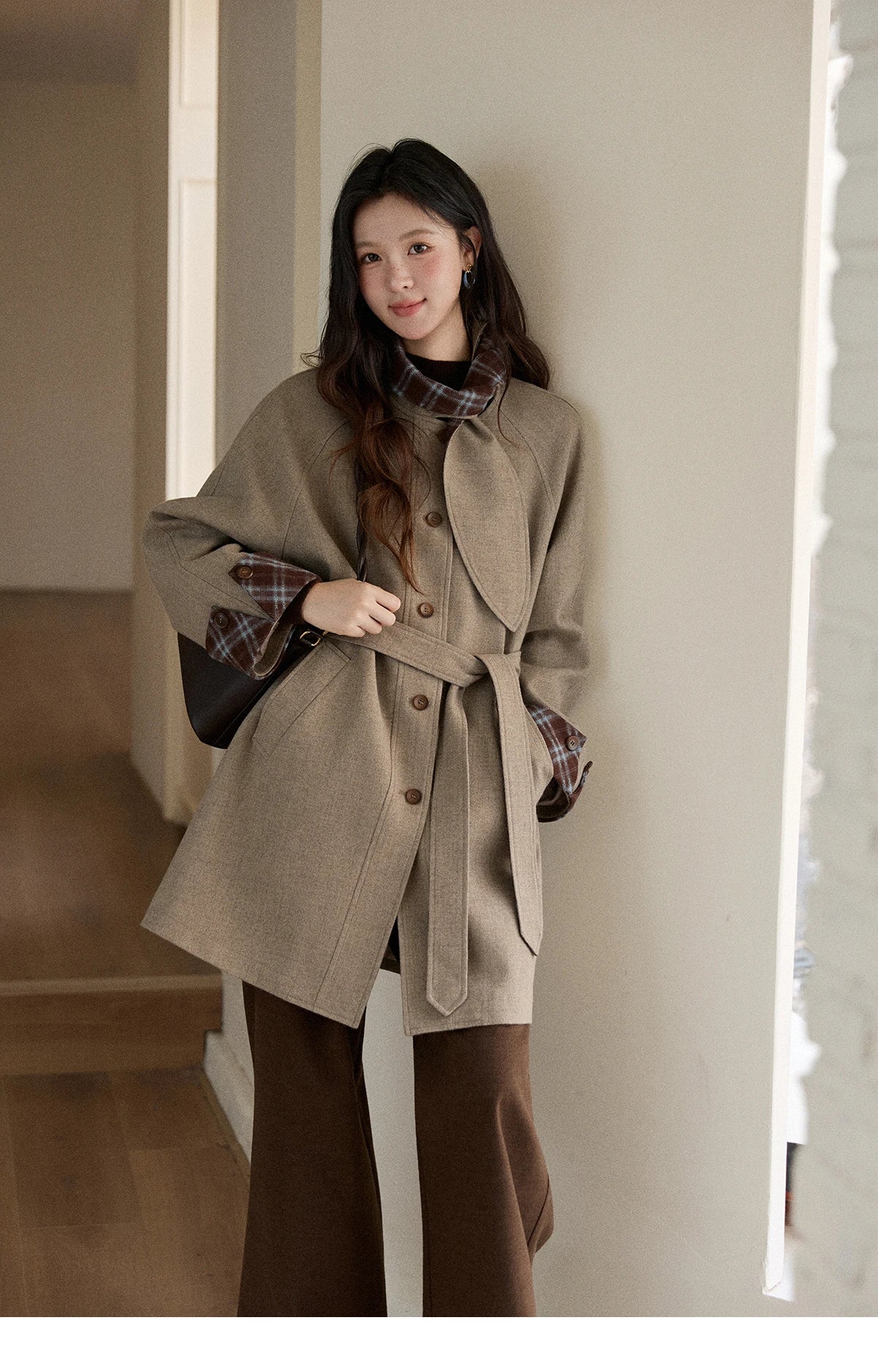 Mishow Retro British Plaid Rabbit Ear Tie Woolen Coat MXE90W0924