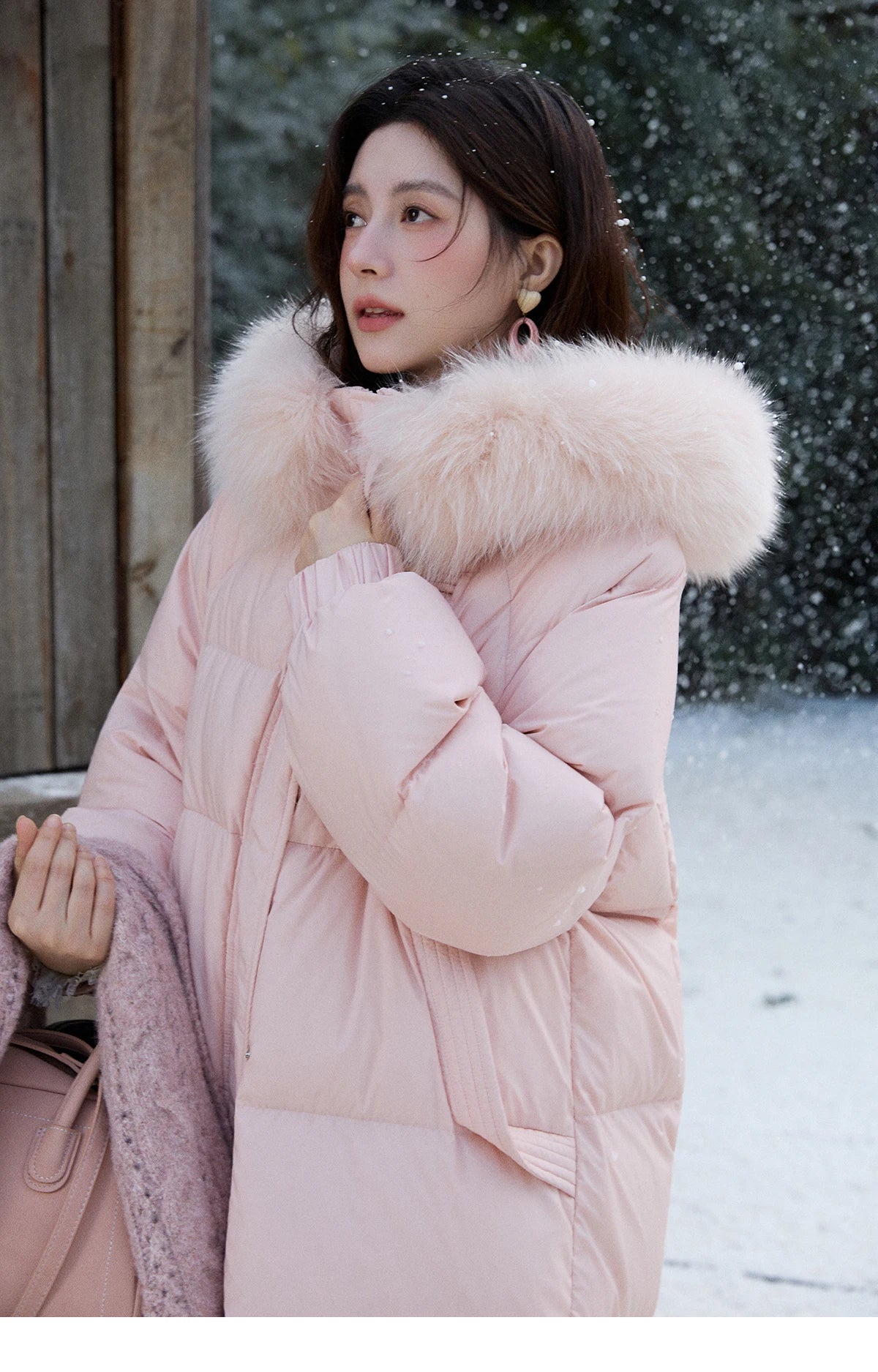 Mishow Fox Fur Collar 90% Down Long Coat MXD112Y0070