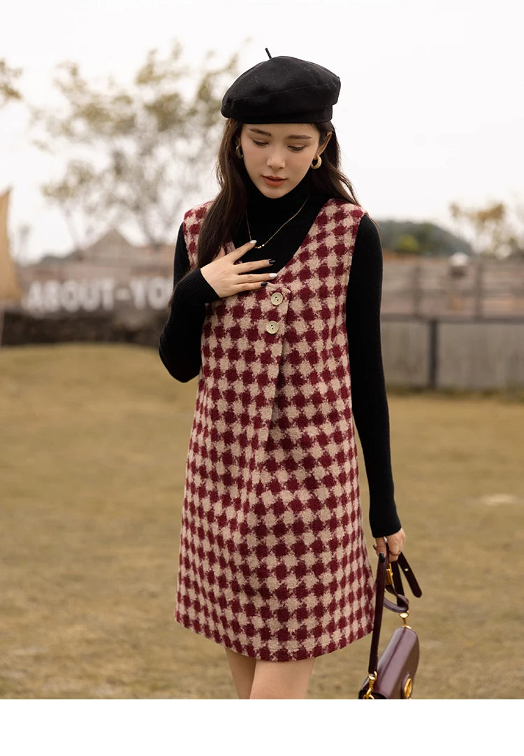 Mishow Plaid V-Neck Sleeveless Woolen Vest Dress MXB47L1332