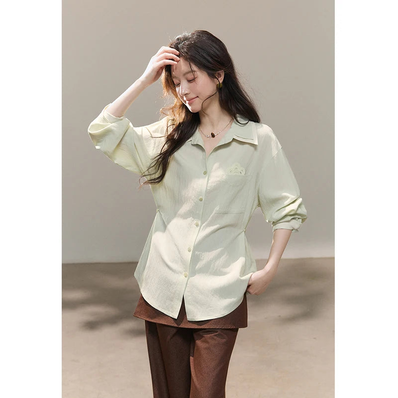 MISHOW Contrast Trim Lapel Shirt Floral Embroidery Pocket MXF13C2440