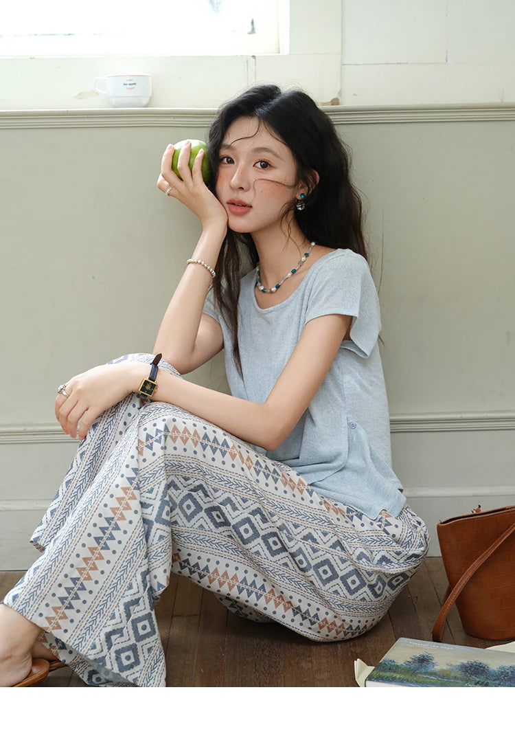 MISHOW Round Neck Knitted T-Shirt Irregular Design Button MXE39T0709