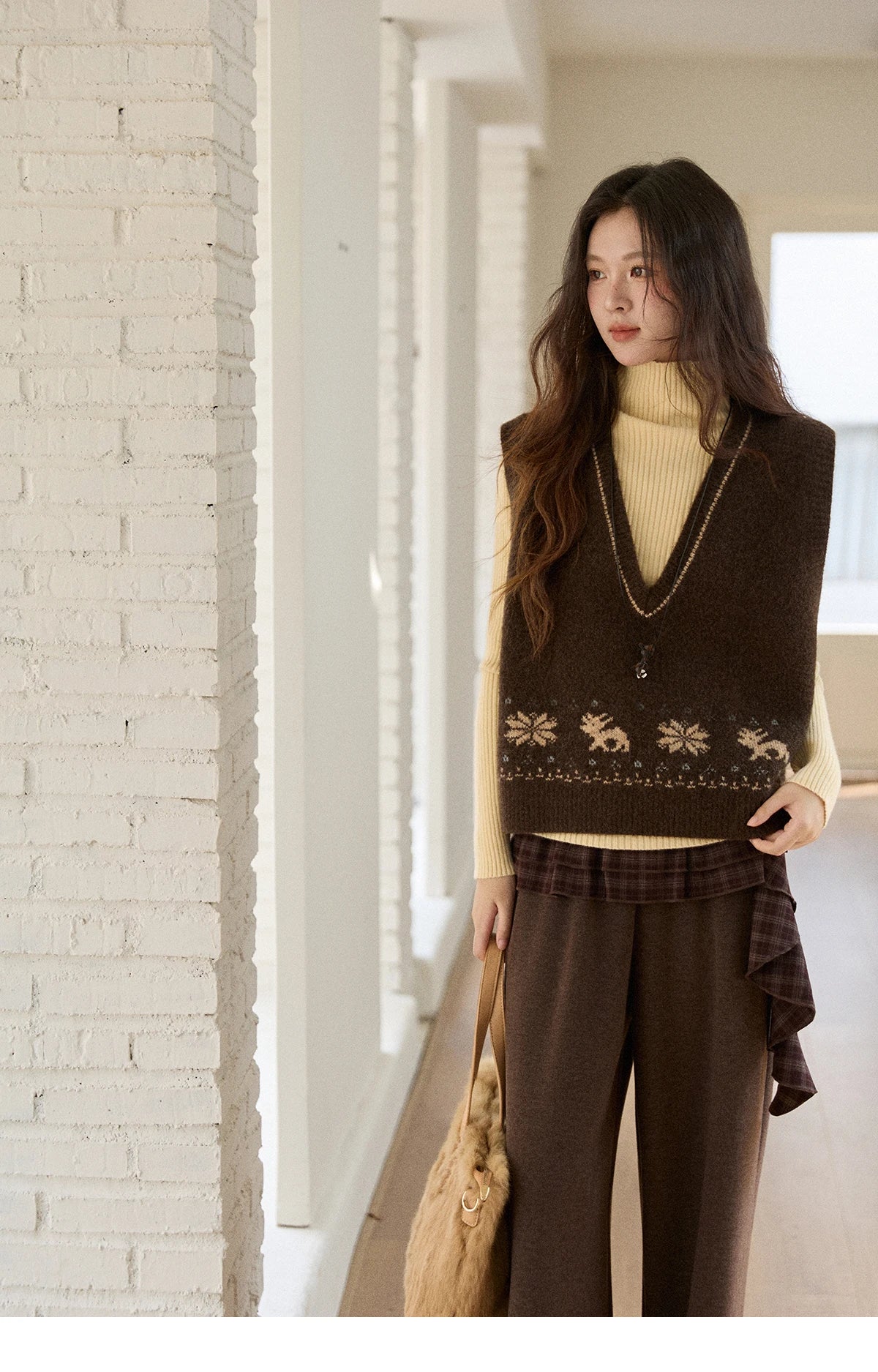 Mishow Retro Brown Jacquard V-Neck Sweater Vest MXE86Z2659