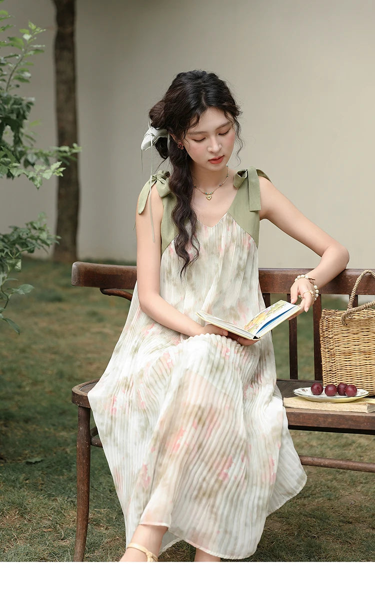 Mishow French Floral Suspender Vacation Dress MXD28L1862