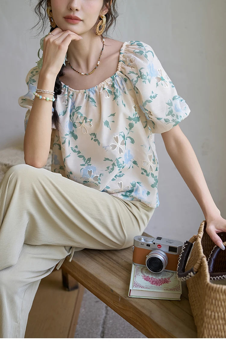 MISHOW Floral Hollow Blouse Square Collar Puff Sleeve MXD29X1602