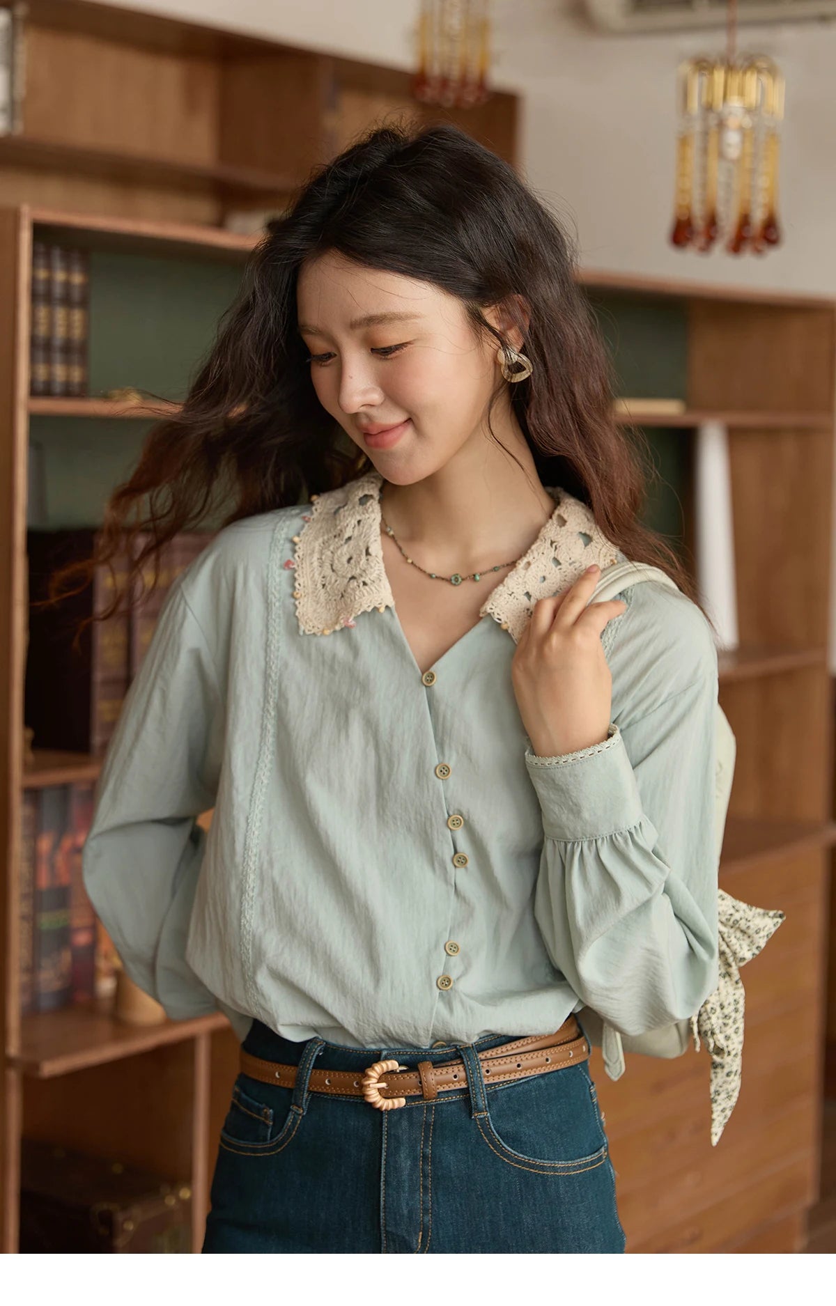 MISHOW Linen Shirt Contrast Apricot Lapel Curved Placket MXE43C2387