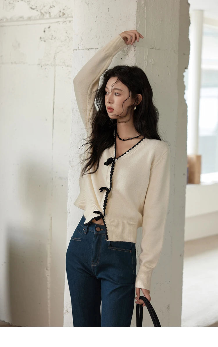 Mishow V-Neck Bow Detail French Cardigan MXD34Z0938