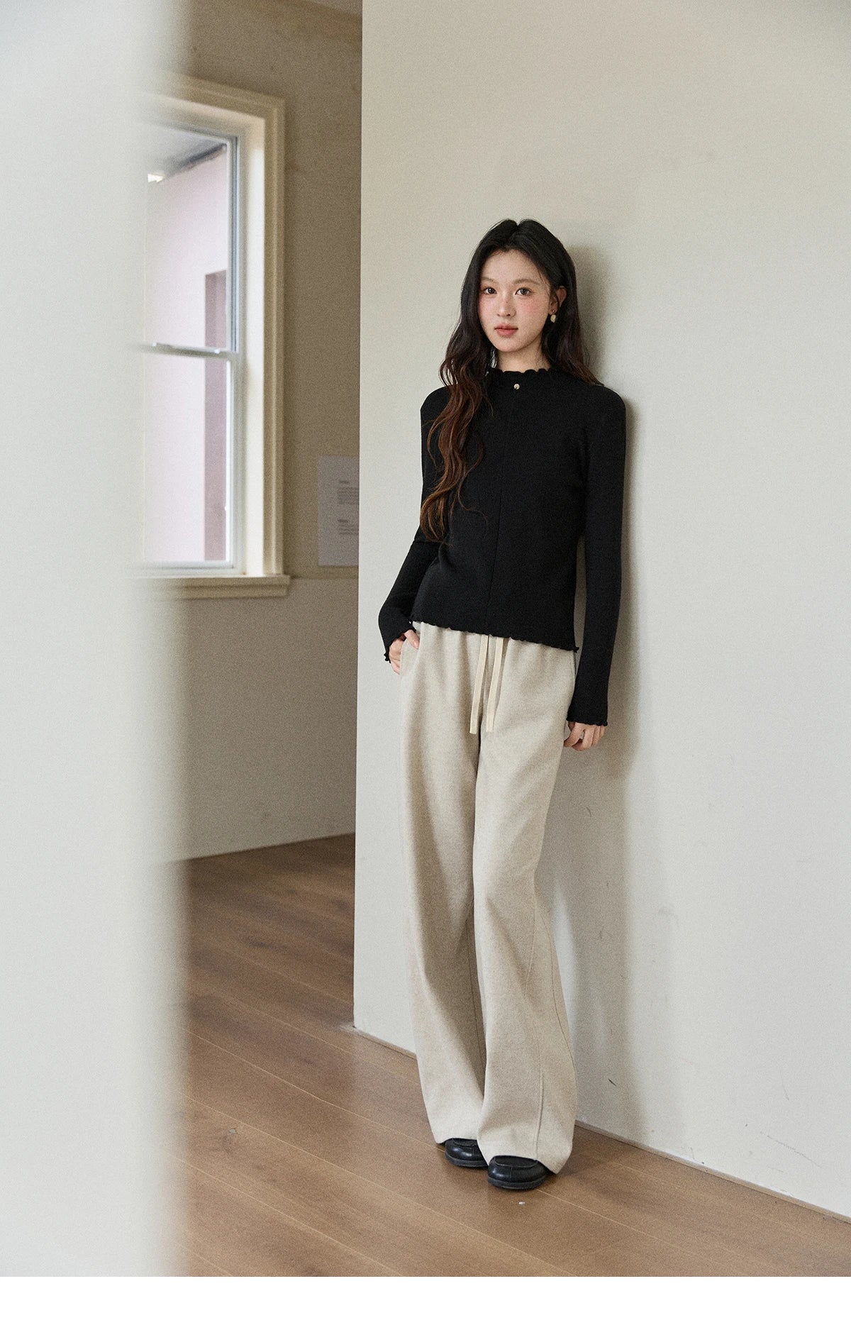 Mishow Ruffled Turtleneck Slim Knit Top MXE91Z2826