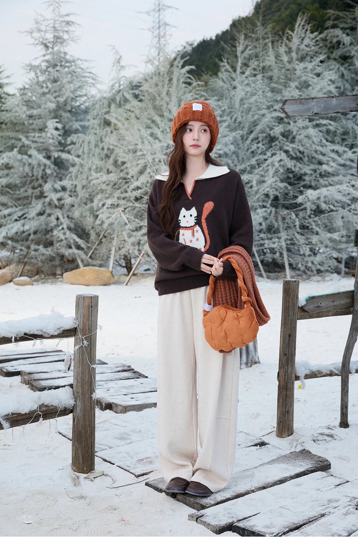 Mishow Retro Arctic Fleece Color Block Cat Sweater MXE90Z2835