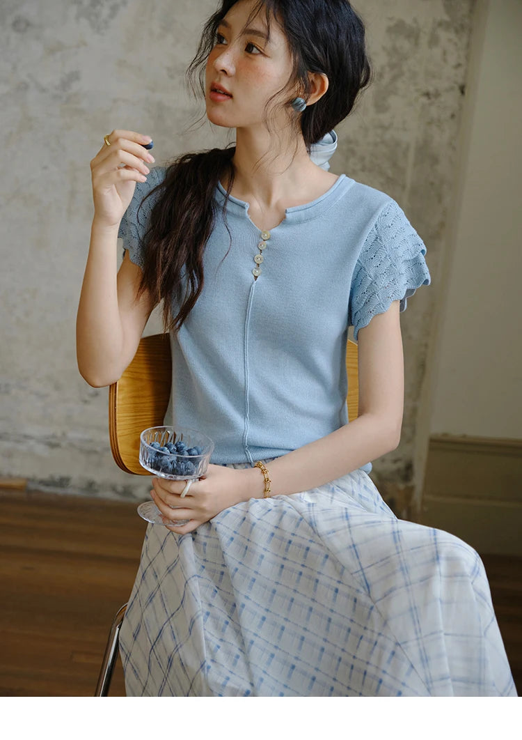 Mishow Blue Button O-Neck Wool Tee MXE34Z1262