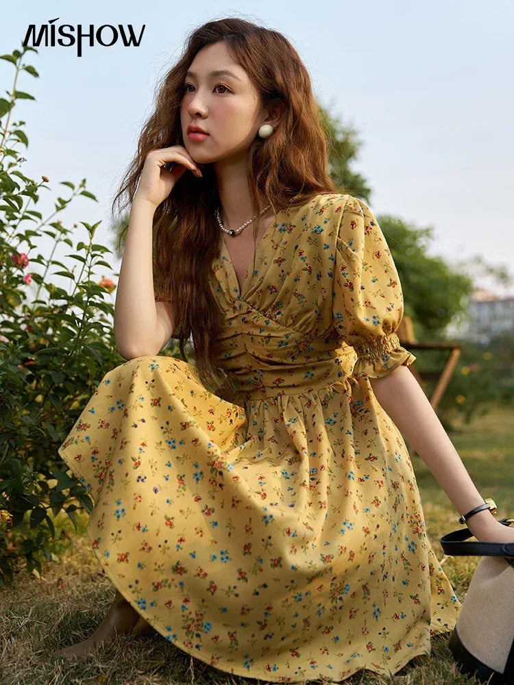 Mishow Retro Puff Sleeve V-Neck Shirring Dress MXC33L1374