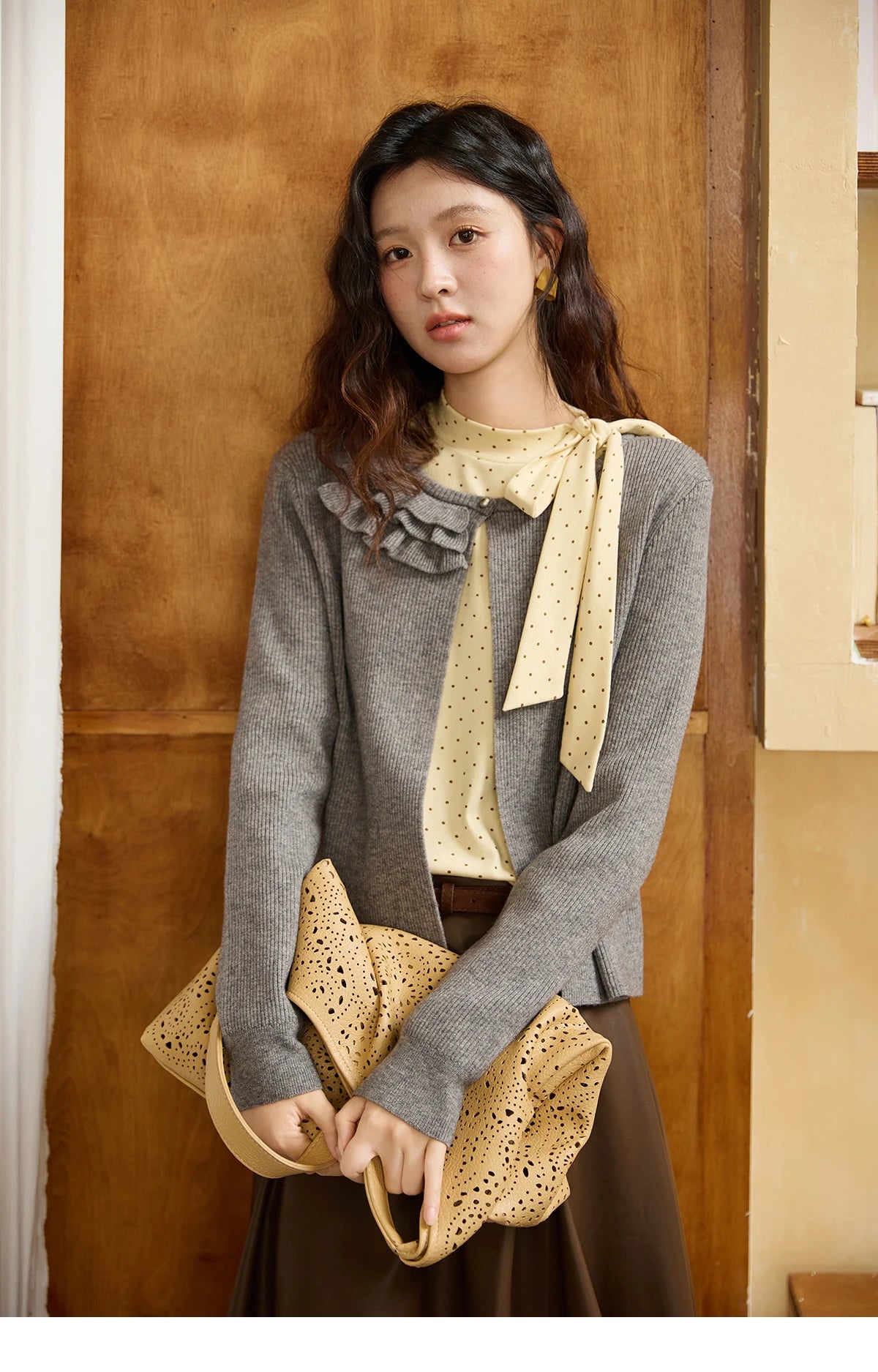 Mishow Gray Ruffled Collar Floral Yarn Cardigan MXE45Z1378