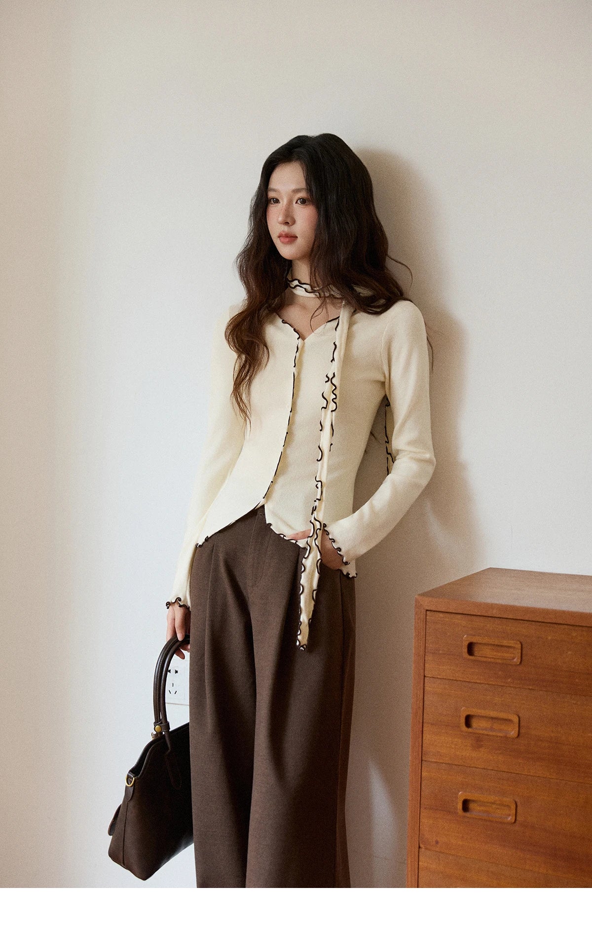 Mishow Ruffled Edge V-Neck Ribbon Knit Pullover MXE86Z2728