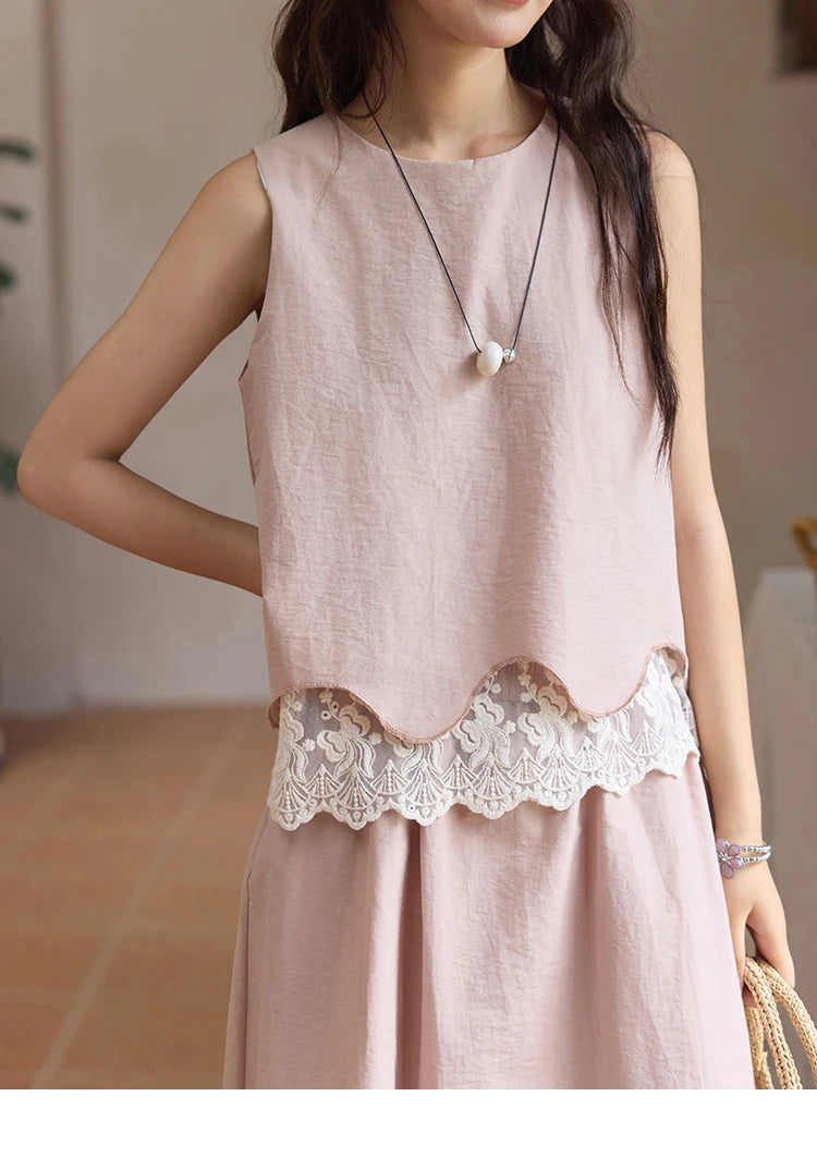 Mishow O-Neck Lace Patchwork Top & Elastic Waist Midi Skirt Set MXE36T0641