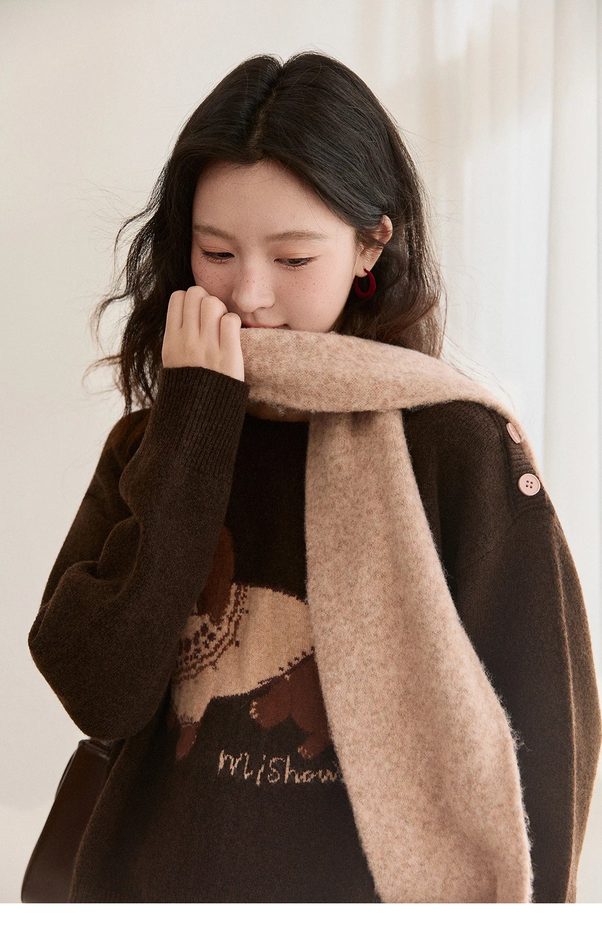 Mishow French Crew Neck Dog Jacquard Pullover MXE94Z2890