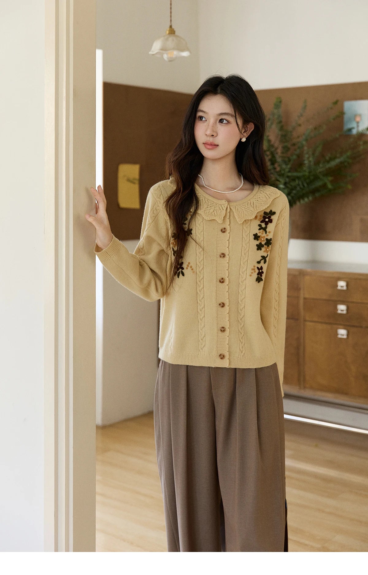 Mishow Peter Pan Collar Floral Cable Cardigan MXF11Z2904
