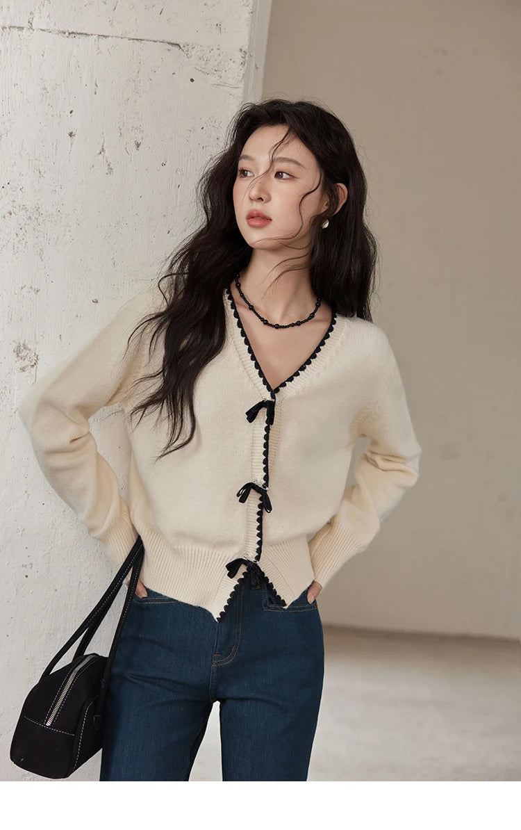 Mishow V-Neck Bow Detail French Cardigan MXD34Z0938