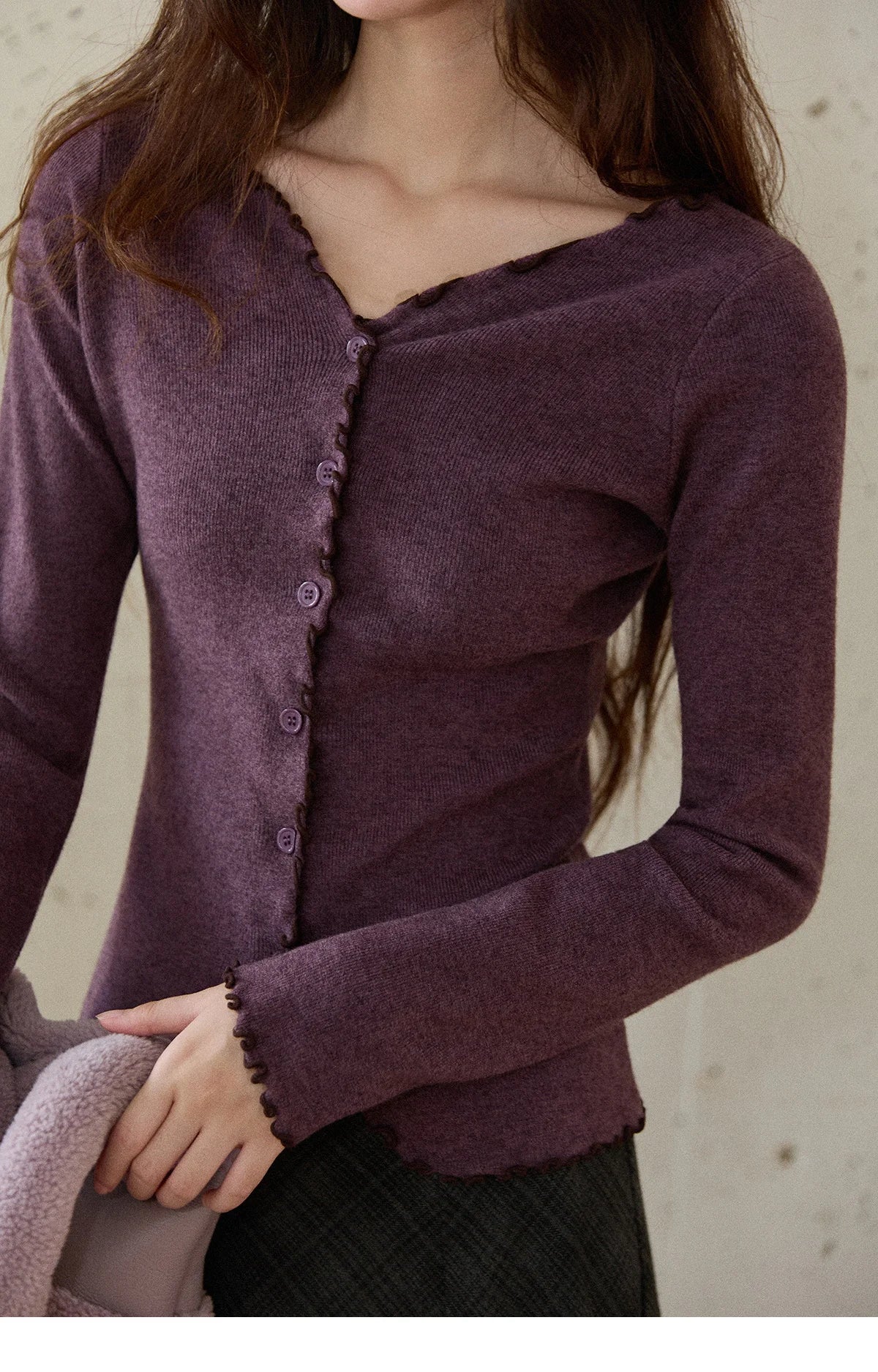 Mishow Ruffled Edge V-Neck Ribbon Knit Pullover MXE86Z2728