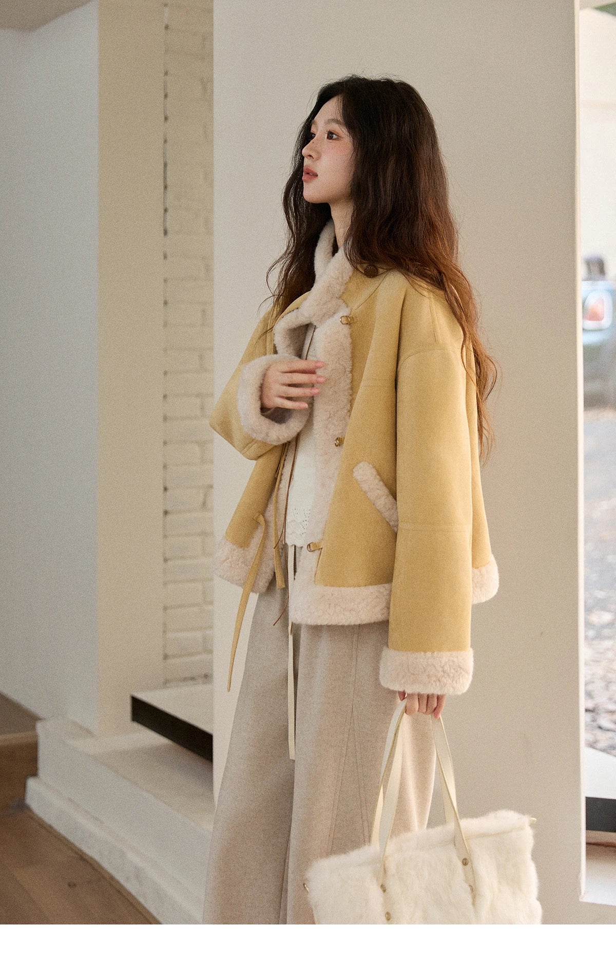 MISHOW Yellow Suede Fur Collar Short Coat Single-Breasted MXE89W0897