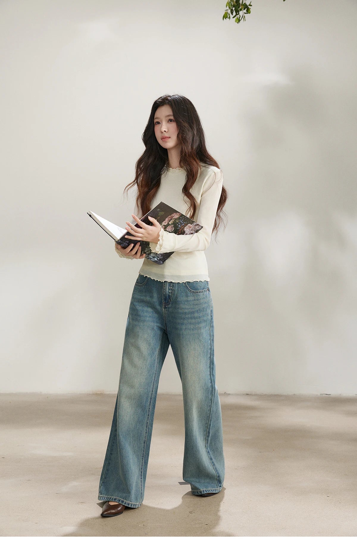 Mishow Vintage Blue Two-Button Wide Leg Jeans MXF108K1005