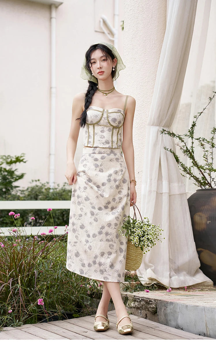 Mishow Floral Camisole Top & Elastic Waist Skirt Set MXD14D0026
