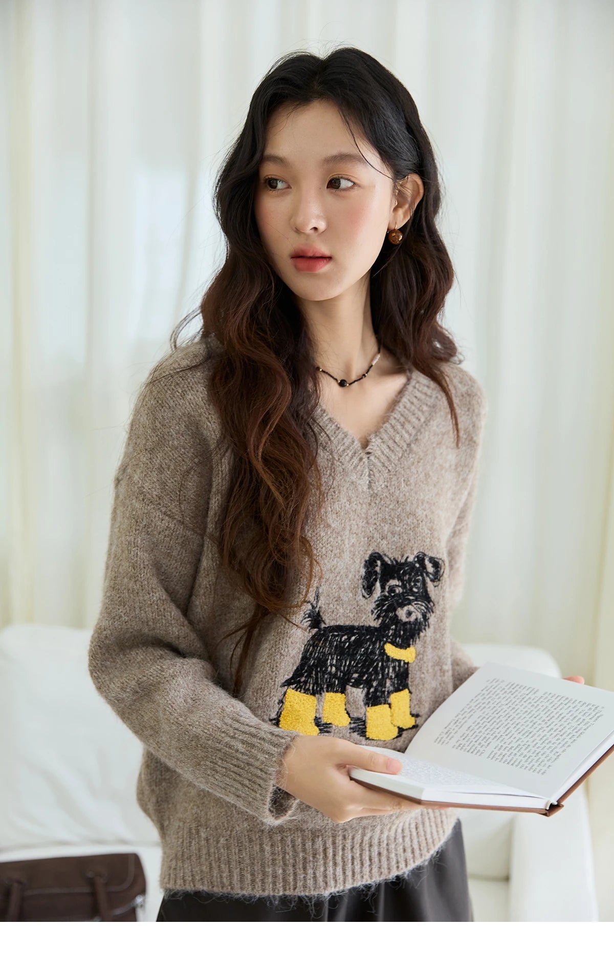 Mishow Puppy Embroidery V-Neck Loose Pullover MXE48Z2570