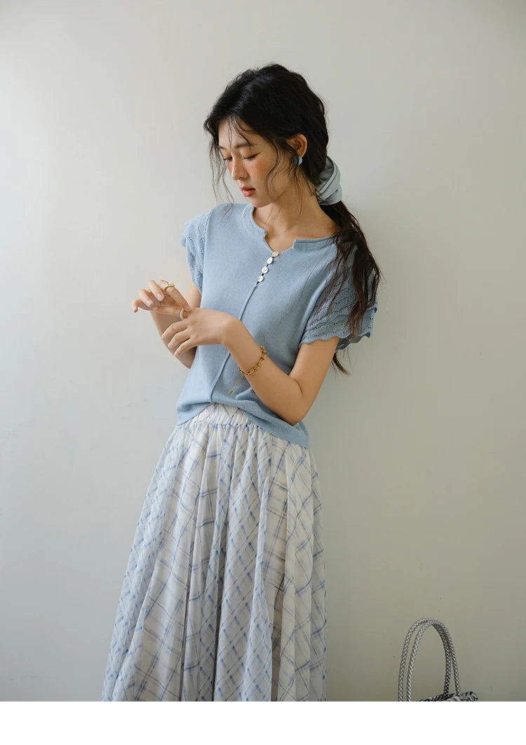 Mishow Blue Button O-Neck Wool Tee MXE34Z1262