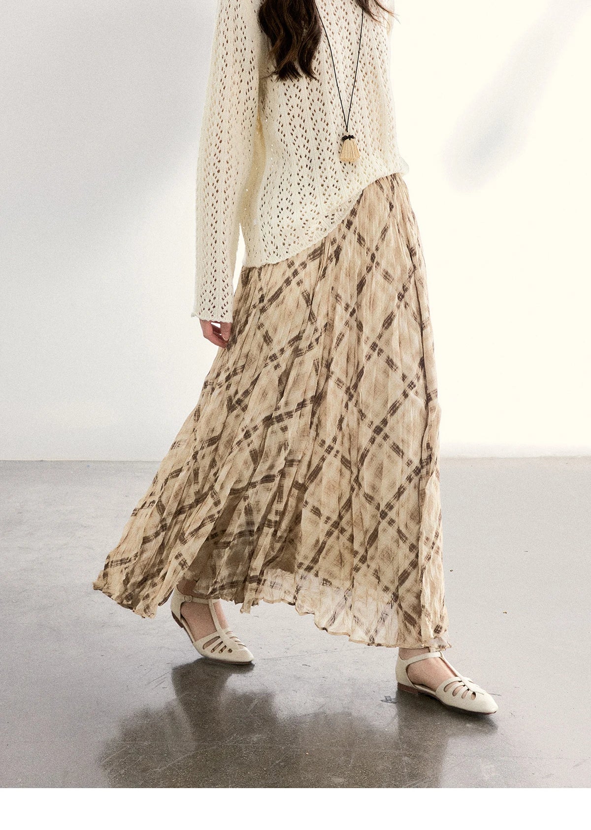 MISHOW Beige Plaid Maxi Skirt High Waist Flowy Elastic MXF108B0769