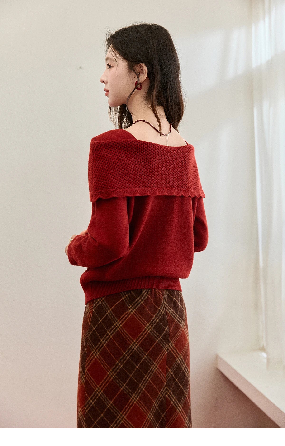 Mishow Christmas Red 3D Flower Alpaca Sweater MXE94Z2889