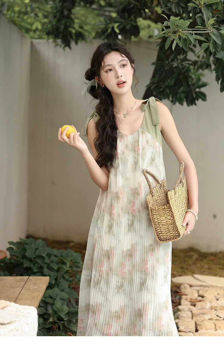 Mishow French Floral Suspender Vacation Dress MXD28L1862