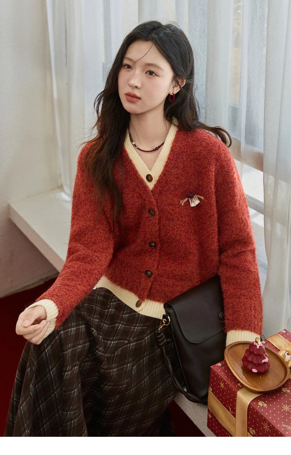 Mishow Christmas Faux Fur V-Neck Fake Two Contrasting Sweater MXE91Z2777