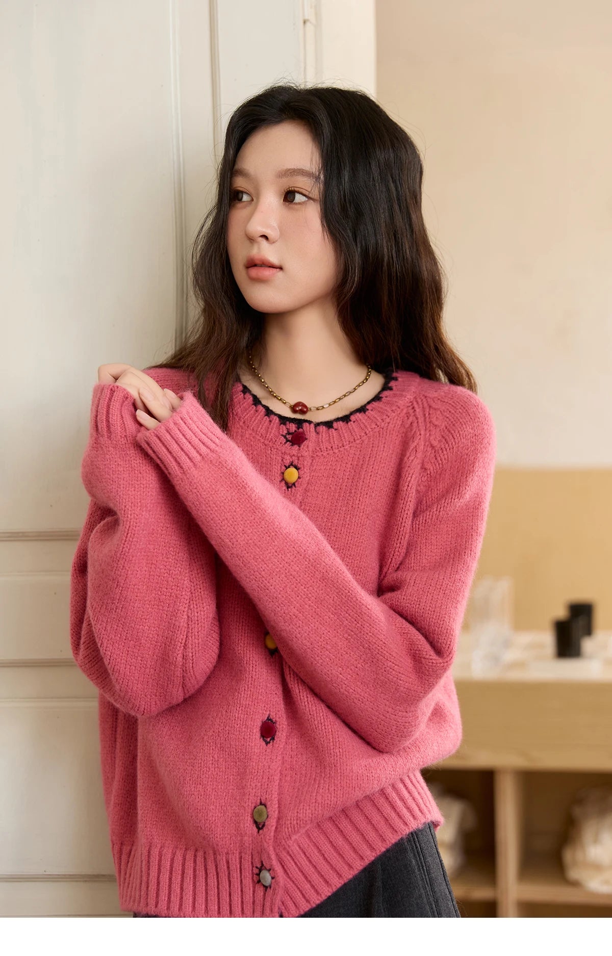 Mishow Color Button Minimalist Crew Neck Cardigan MXE88Z2688