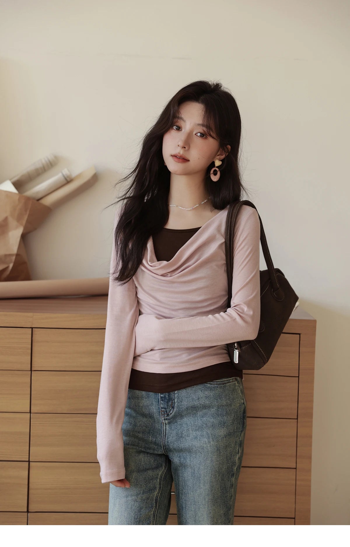 Mishow Multi Colored Fake Two-Piece Swinging Collar Sweater MXE42Z1341