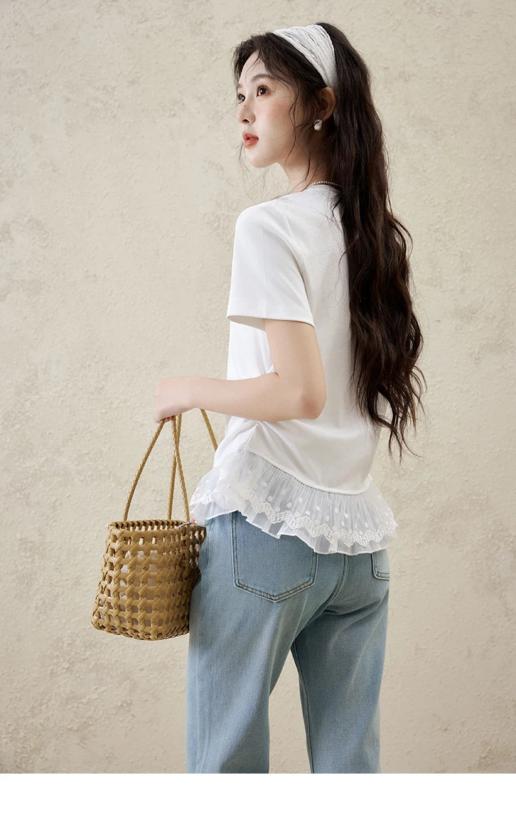 Mishow Lace Hem Splicing Round Neck Tee MXE31T0528