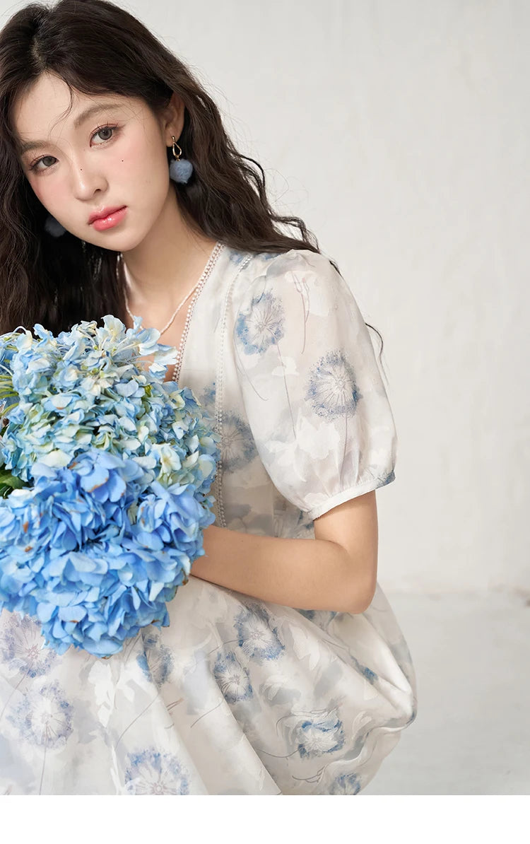 Mishow Taraxacum Print V-Neck Puff Sleeve Dress MXC39L1555