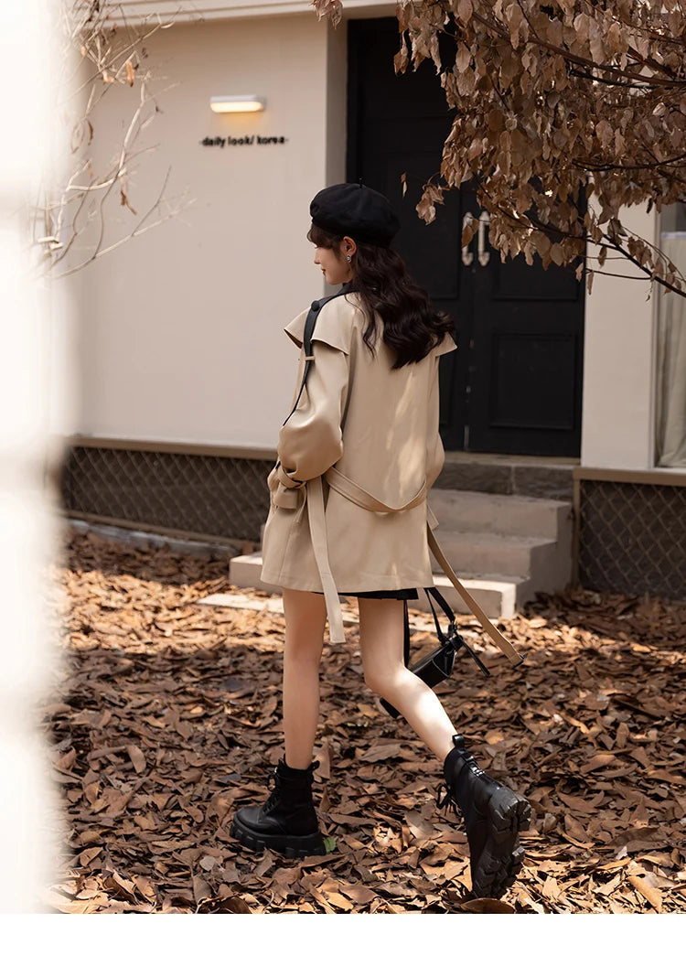 Mishow Polo Collar Patchwork Long Trench Coat MXB33W0399