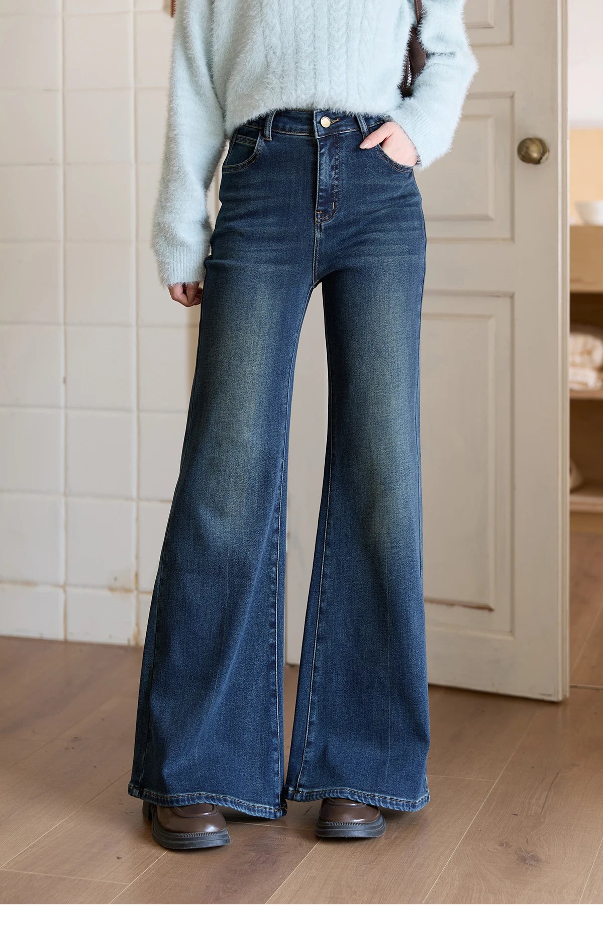 Mishow Denim Blue Flared High Waist Jeans MXE51K1092